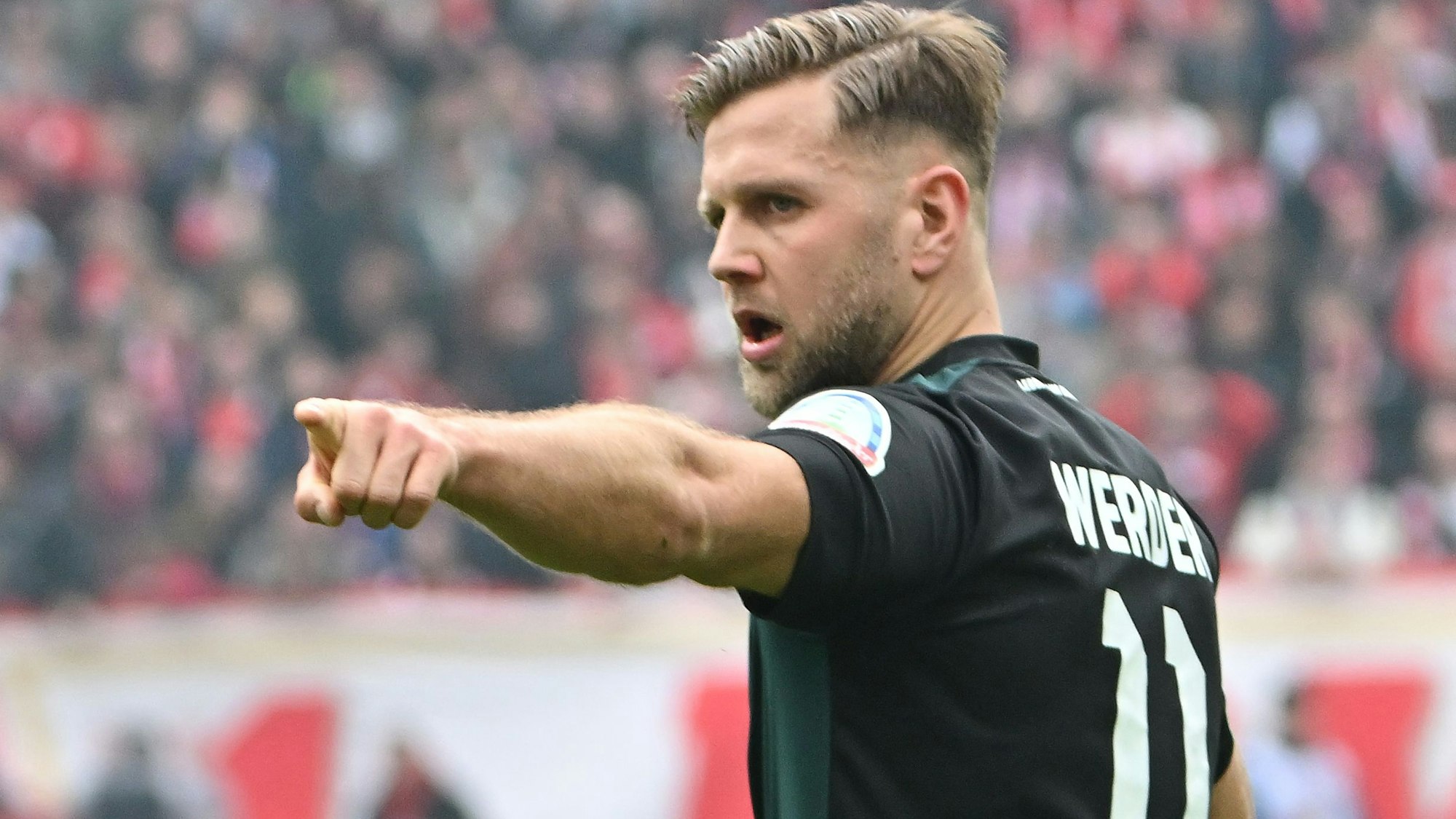 Werder Bremens Niclas Füllkrug jubelt nach dem Treffer zum 1:1 in der Mainzer Mewa Arena am 27. Spieltag am 08. April 2023.