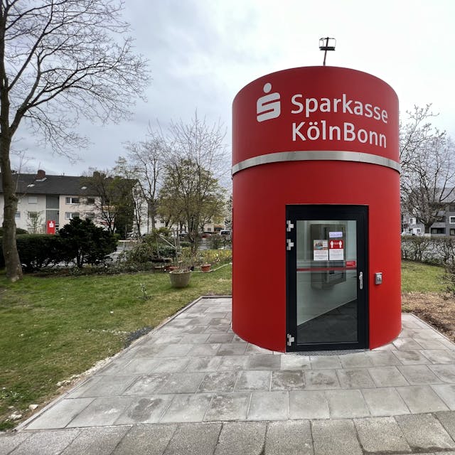 Selbstbedienungspavillon der Sparkasse Köln-Bonn in Porz-Grengel.
