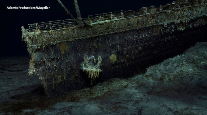 Diese von Atlantic/Magellan veröffentlichte Aufnahme eines digitalen Scans, der mithilfe von Tiefseekartierungen erstellt wurde, zeigt den Bug der Titanic in knapp 4000 Metern Tiefe auf dem Grund des Atlantiks.