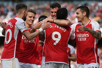 Granit Xhaka jubelt beim FC Arsenal in der Premier League.