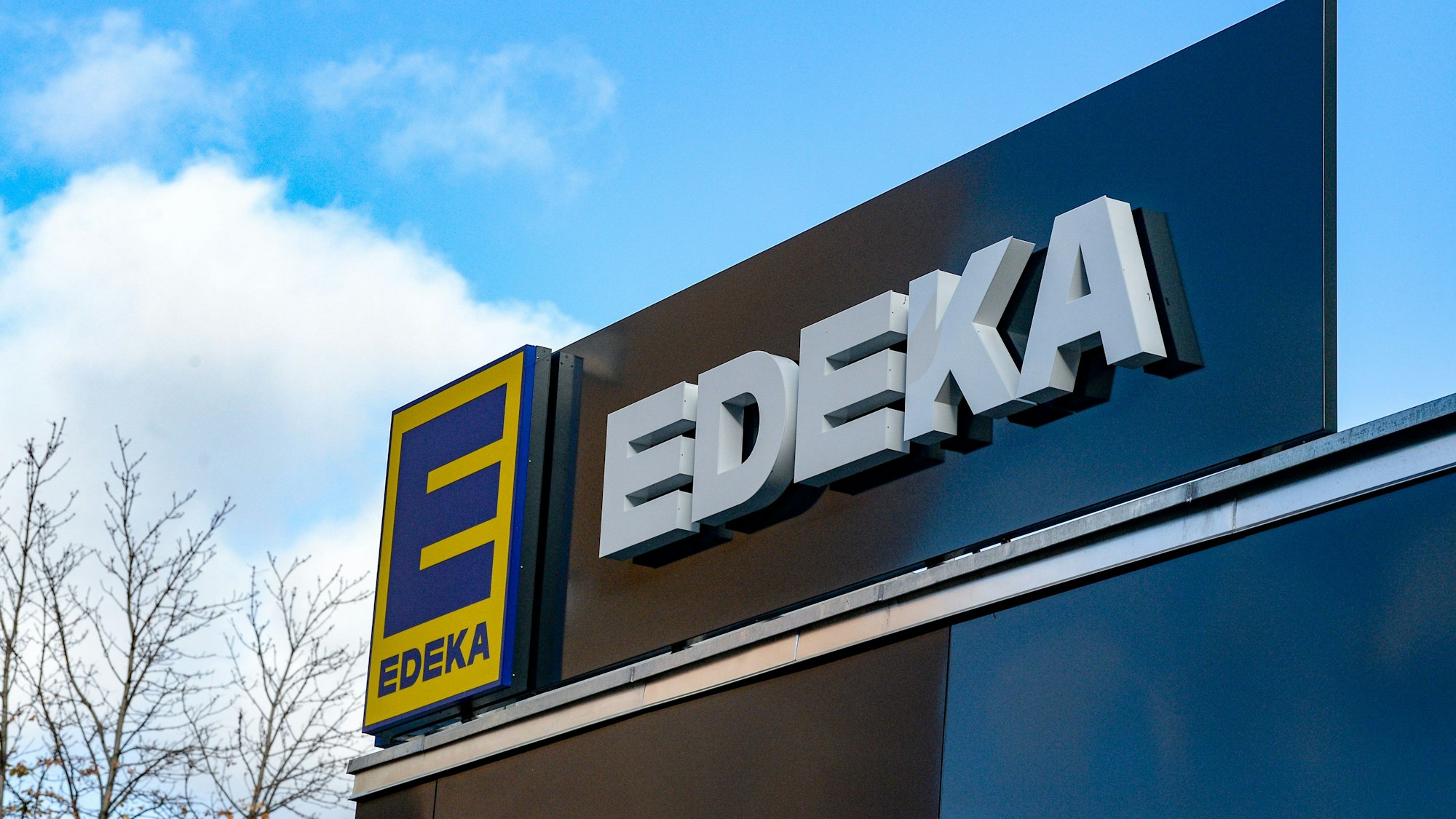 Das Logo vom Einzelhändler Edeka.