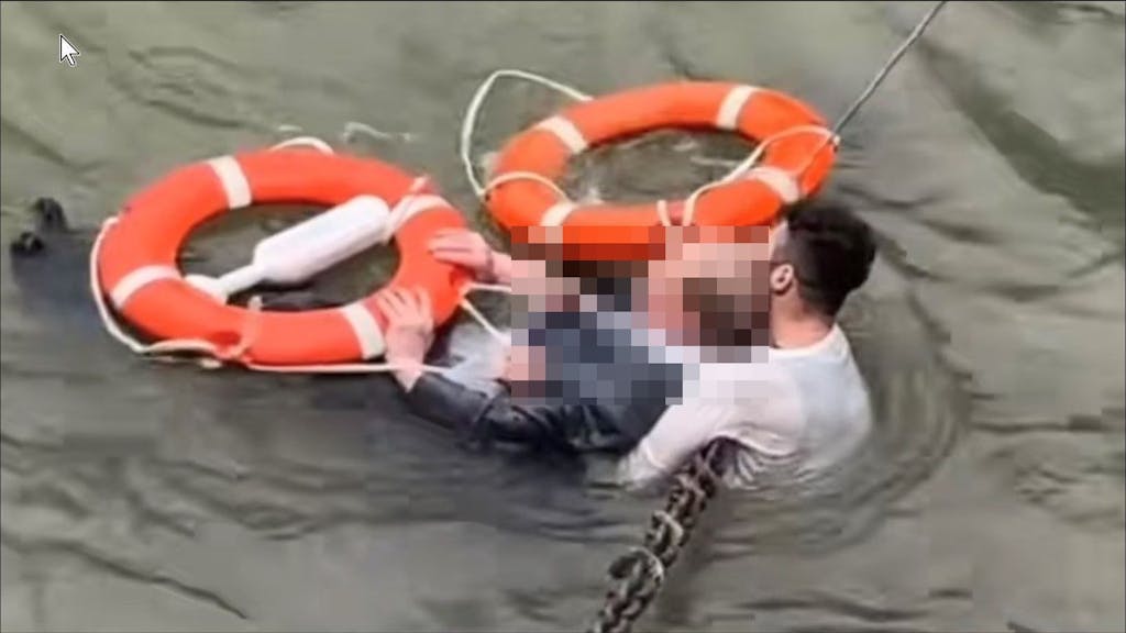 Der 20-jährige Hussein Kijieh rettete am Samstag, 20. Mai 2023, einen Mann aus dem Rhein auf Höhe des Altstadt-Ufers, der dort zu ertrinken drohte.