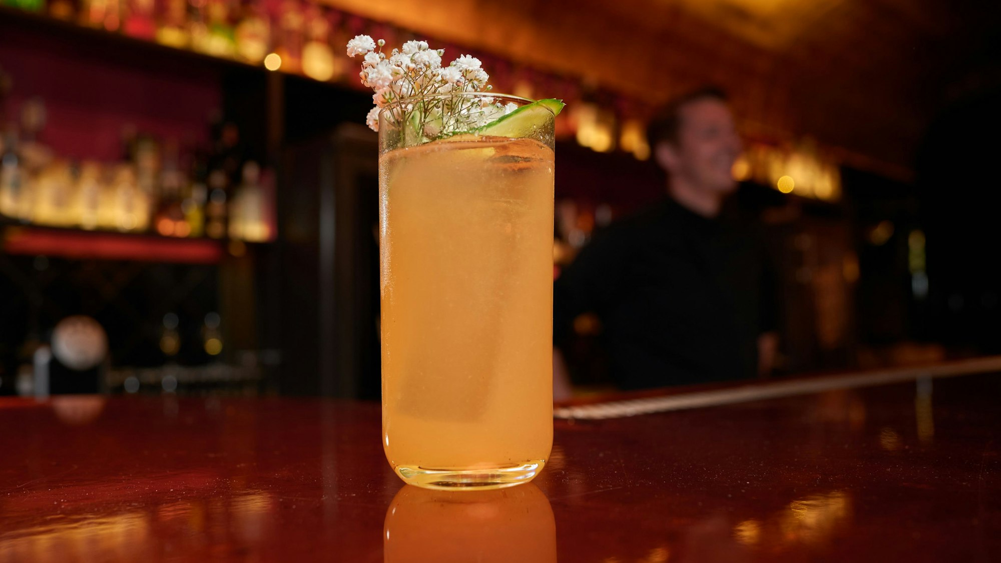 Der Sommerwiesen-Cocktail des The Grid-Barchefs Marian Krause. Foto: Christian Festag