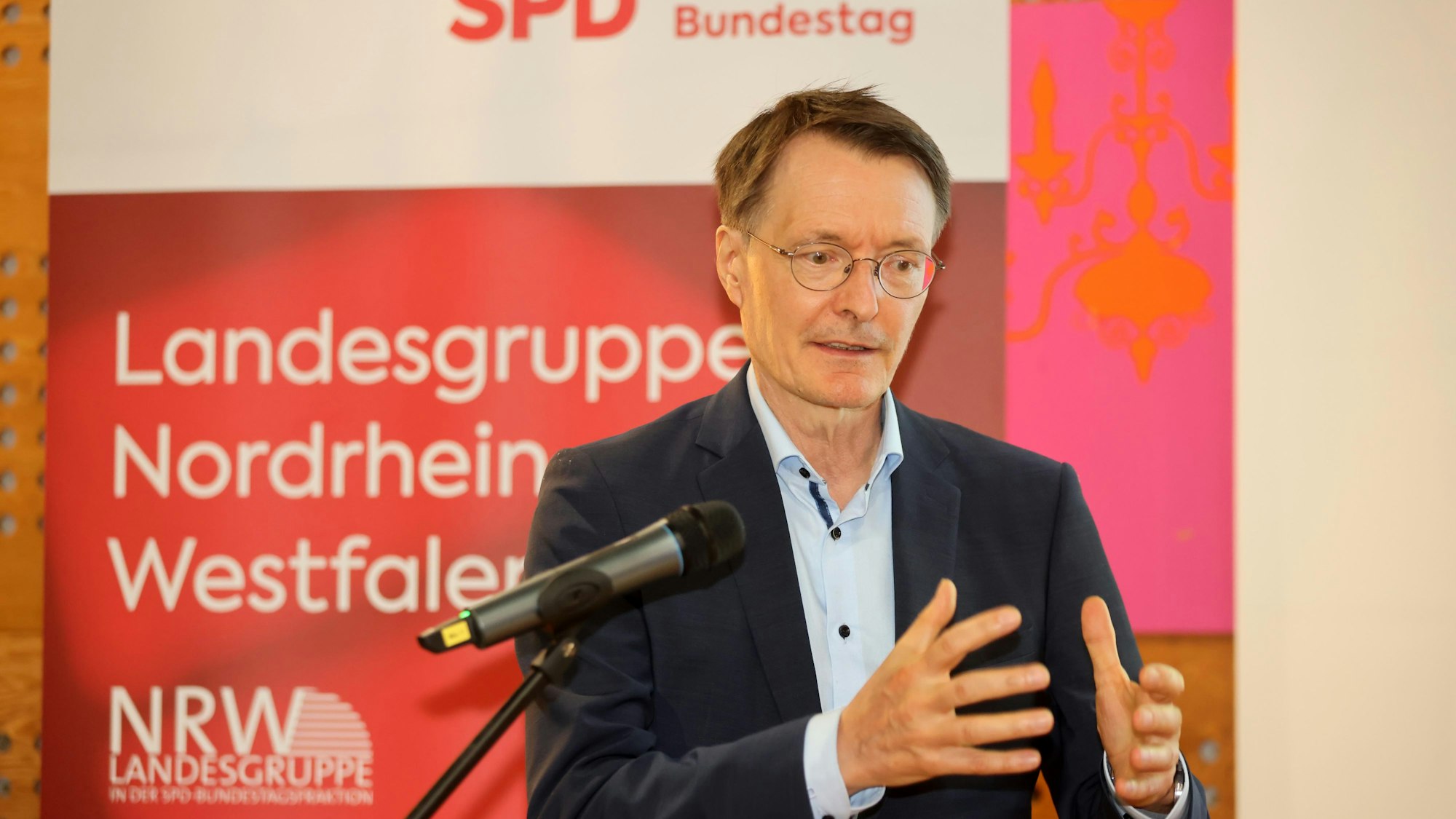 Köln, RSK, Lauterbach spricht in Mülheim zum Thema Krankenhäuser