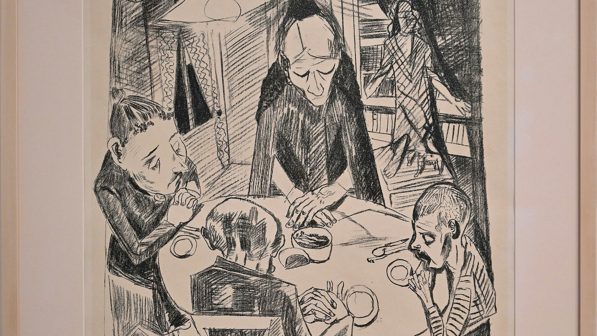 Eine Zeichnung von Menschen, die an einem Tisch sitzen und nichts zu Essen haben.