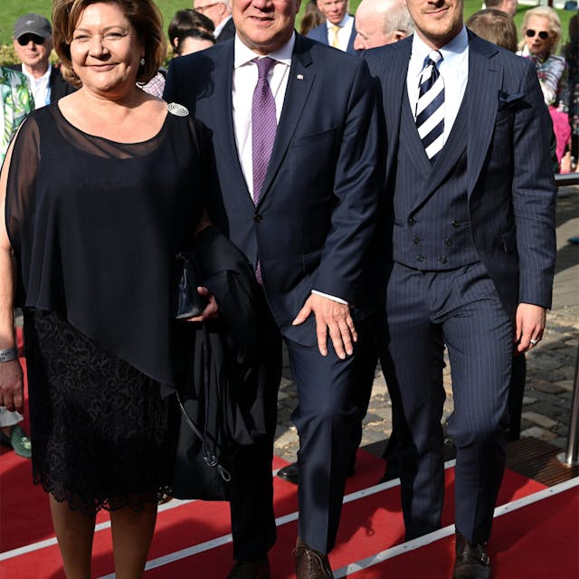 Armin Laschet mit Ehefrau Susanne und Influencer-Sohn Joe Laschet.&nbsp;