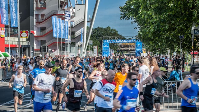 Der EVL-Halbmarathon in Leverkusen 2022.