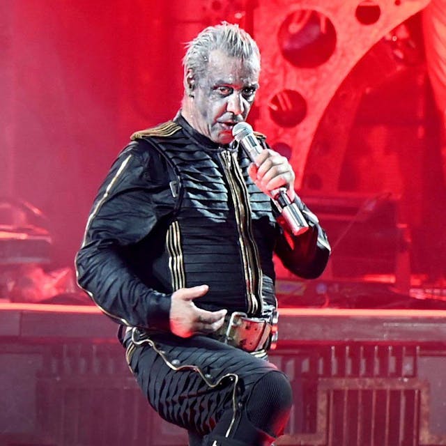 Till Lindemann, Frontmann der Band Rammstein, stand über Monate im Fokus von Vorwürfen des Machtmissbrauchs und sexueller Übergriffe. (Archivbild)