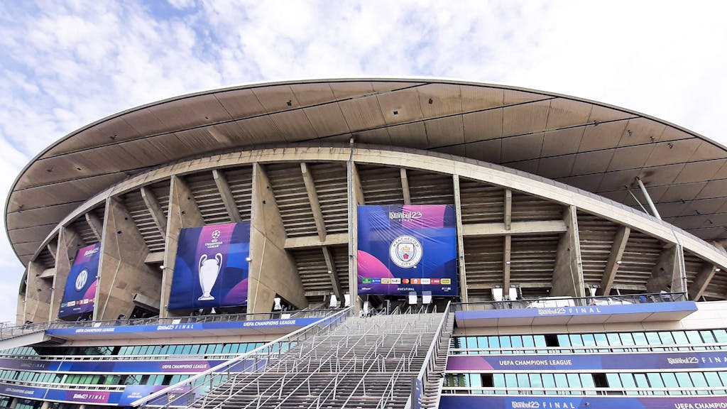 Das Istanbuler Atatürk-Stadion vor dem Champions-League-Finale 2023 zwischen Manchester City und Inter Mailand.