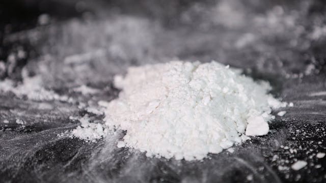 Täter und Opfer sollen zusammen mit Kokain gehandelt haben.