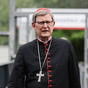 Der Kölner Erzbischof Rainer Maria Woelki. Das Erzbistum muss 300.000 Euro Schmerzensgeld an einen Betroffenen von sexuellem Missbrauch zahlen. (Symbolbild)