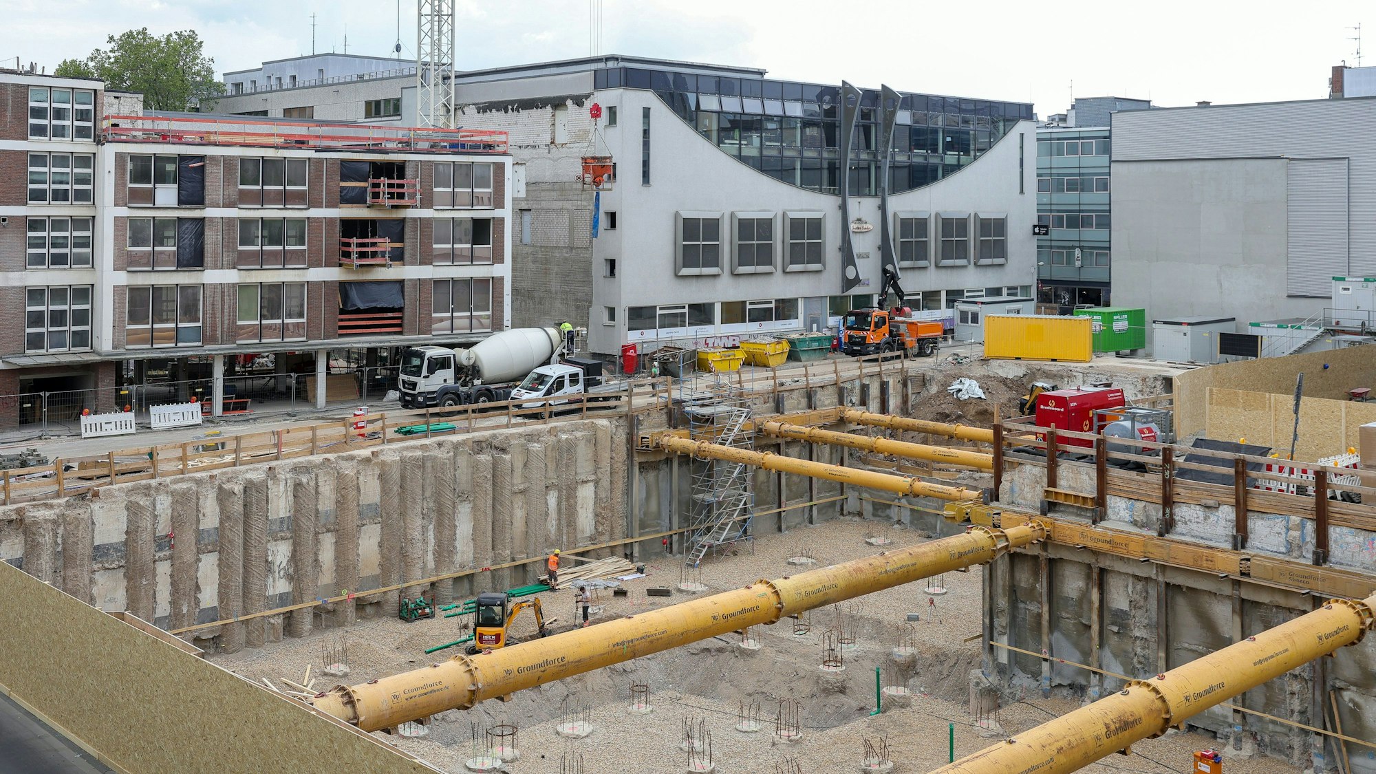 Die Baustelle des Laurenz-Carré in der Kölner Innenstadt mit Blick auf Parzelle 5.