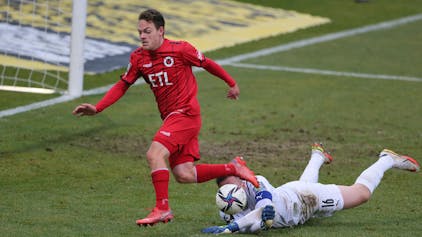 FC Viktoria Köln vs. Eintracht Braunschweig, 3. Liga, links: Patrick Sontheimer (Viktoria),11.12.2021, Bild: Herbert Bucco
