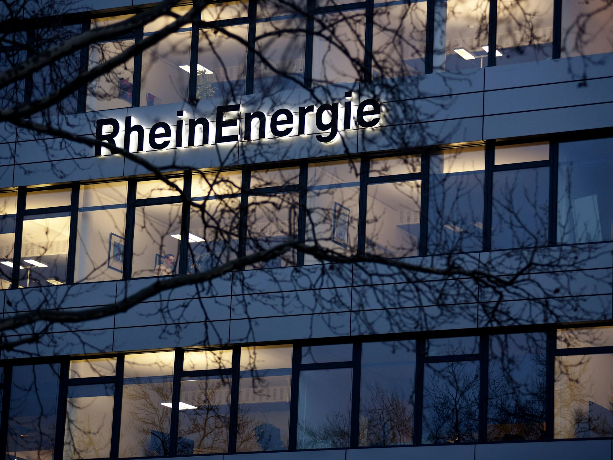 Die Zentrale der Rheinenergie am Parkgürtel in Ehrenfeld.