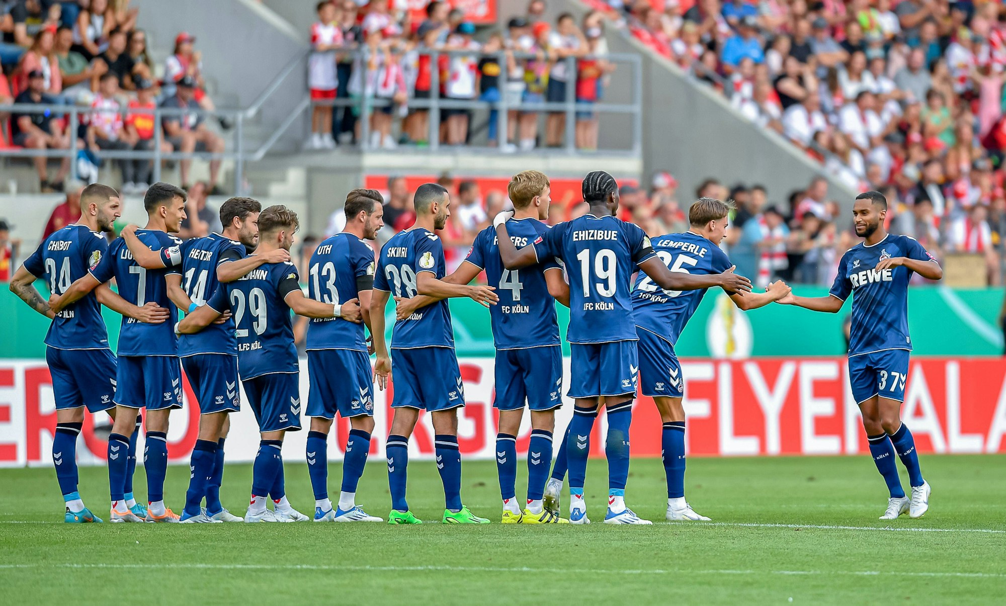 Der 1. FC Köln verlor das Elfmeterschießen beim SSV Jahn Regensburg.