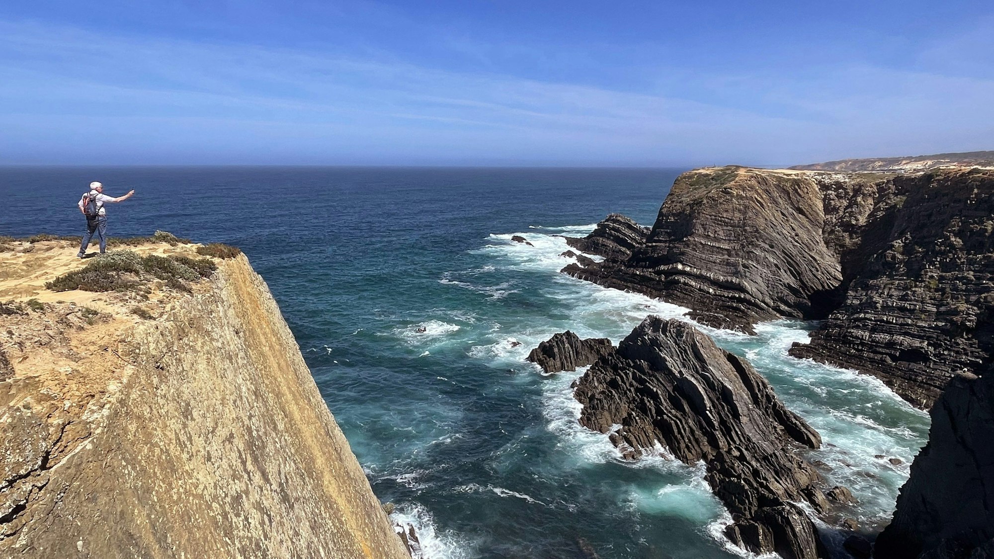 Blick auf den Atlantik von den portugiesischen Steilklippen am Cabo Sardao.