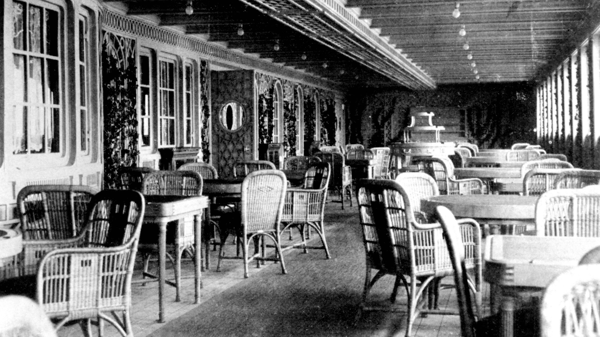 Das Pariser Café auf der Titanic.