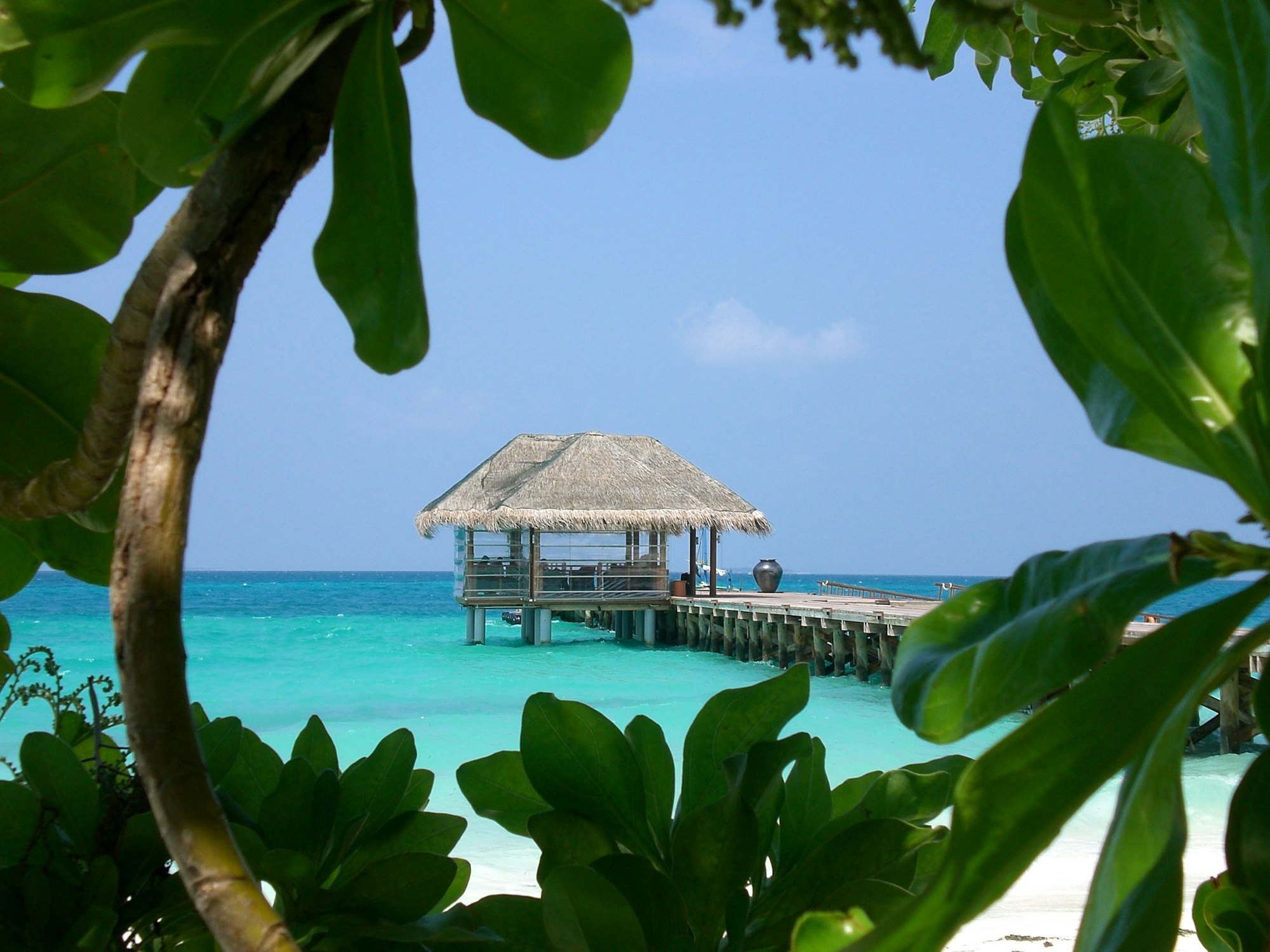 Der Anlegeplatz für die Wasserflugzeuge eines Ressorts auf den Malediven.