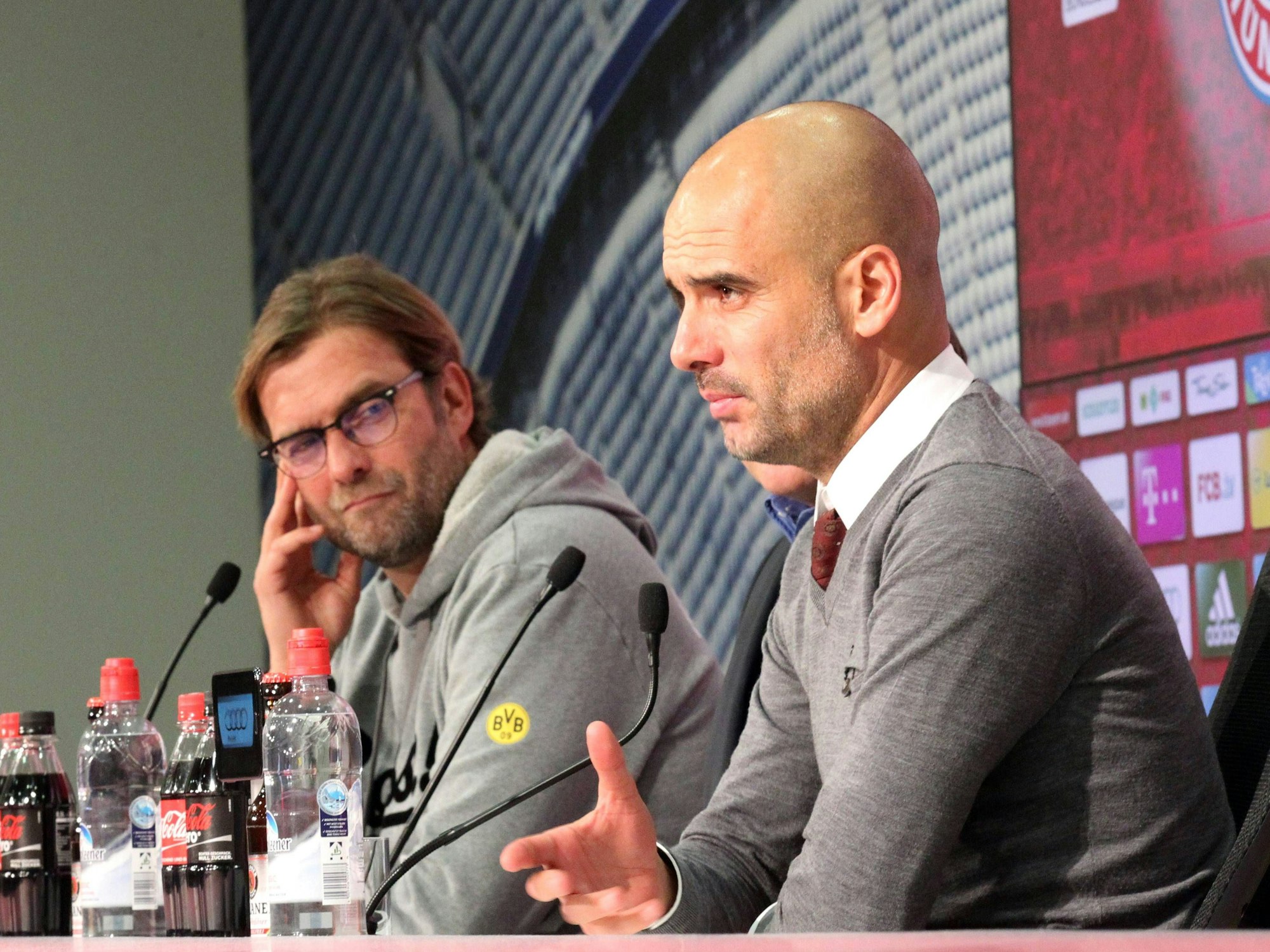 Pressekonferenz mit den Trainern Jürgen Klopp und Pep Guardiola.