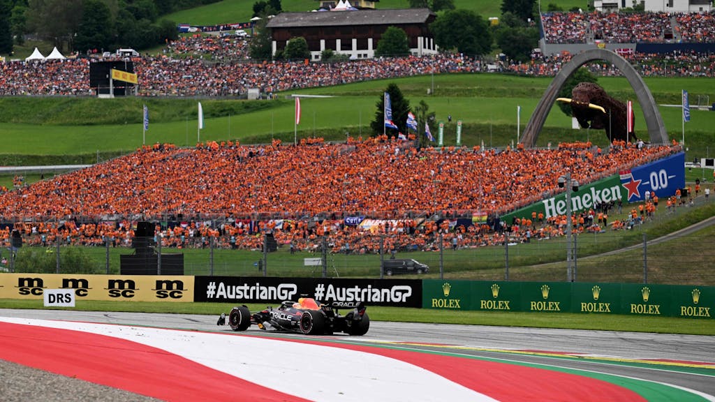 Max Verstappen vor den Oranje-Fans im Rennen der Formel 1.