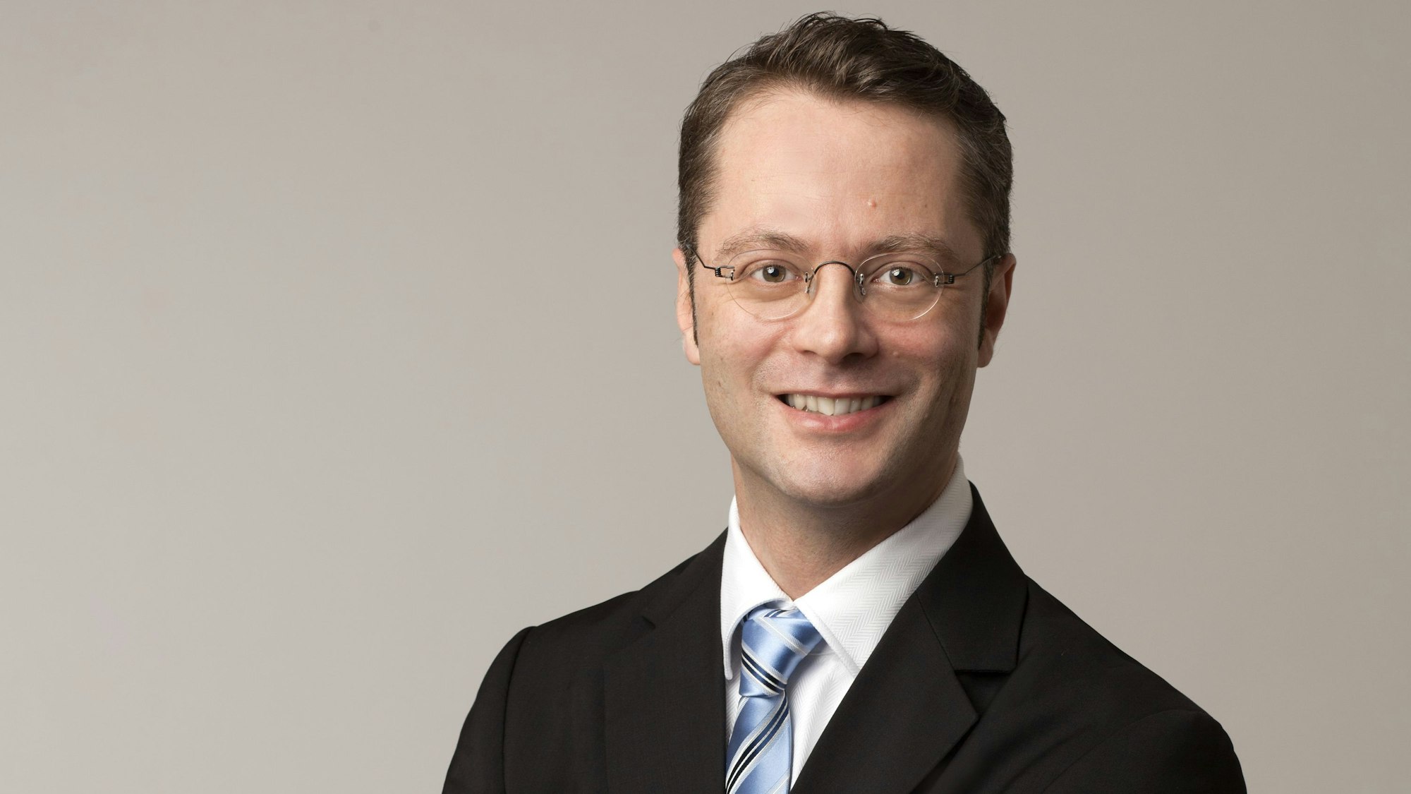 PD Dr. Sebastian Braun, neuer Leiter der Klinik für Anästhesie und Operative Intensivmedizin im Klinikum Leverkusen.