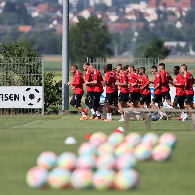 1. FC Köln, Trainingslager, Donaueschingen, Training, Warmlaufen