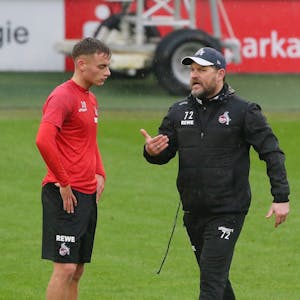Marvin Obuz und Steffen Baumgart im Training