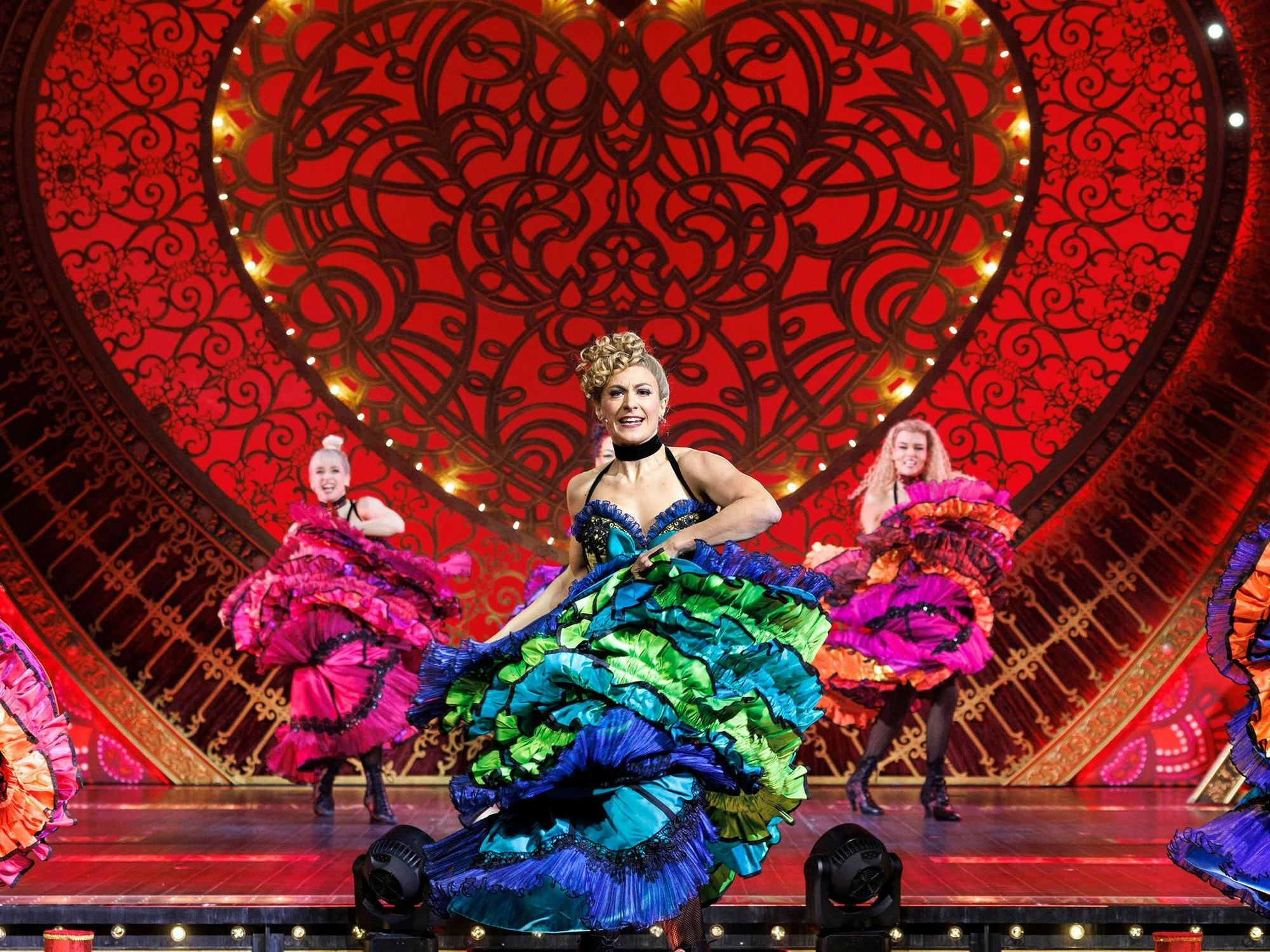 Und hoch die Röcke: Tanzszene aus „Moulin Rouge“ in Köln