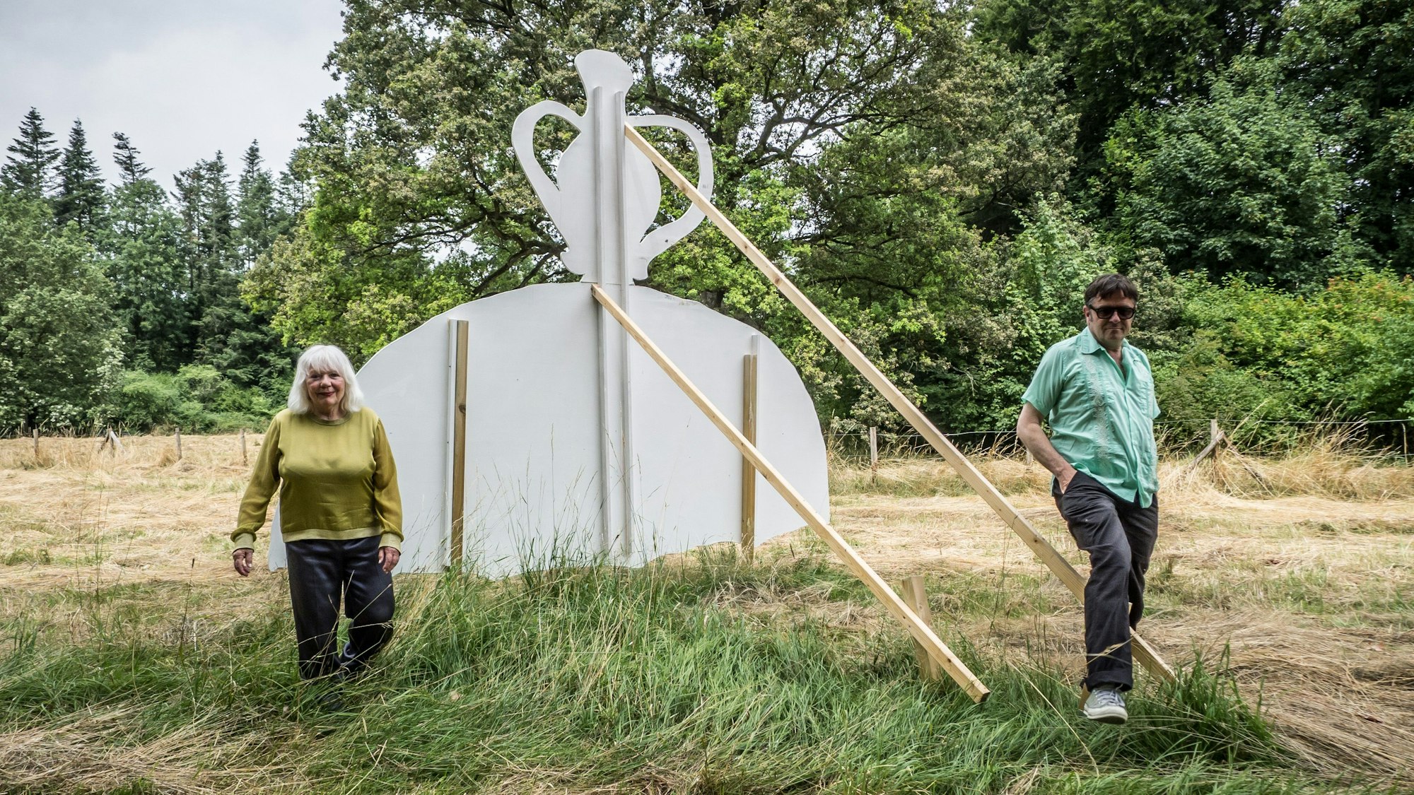 Margit Czenski und Christoph Schäfer wollen etwas für den Schlosspark und fürs Museum tun. Foto: Ralf Krieger
