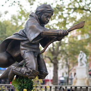 Eine Harry-Potter-Figur auf dem Leicester Square in London