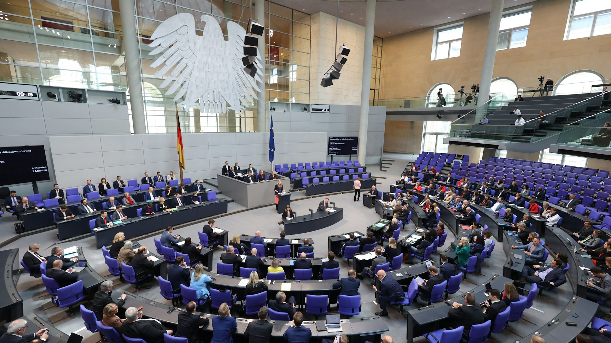 Sitzung des Bundestages im Plenarsaal des Reichstages.