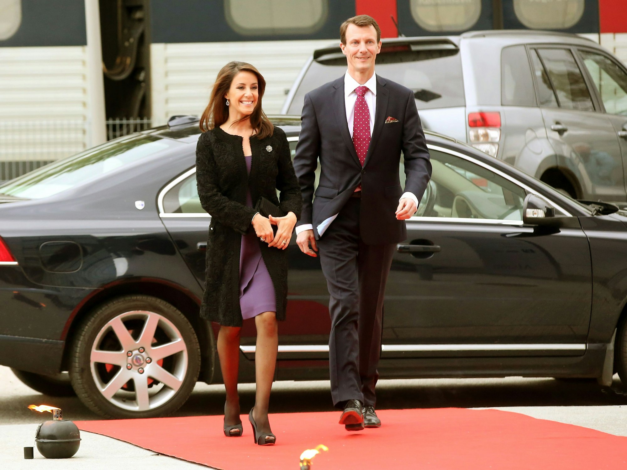 Prinz Joachim von Dänemark - hier im April 2014 mit seiner zweiten Ehefrau Marie - ist der jüngere Bruder von Kronprinz Frederik