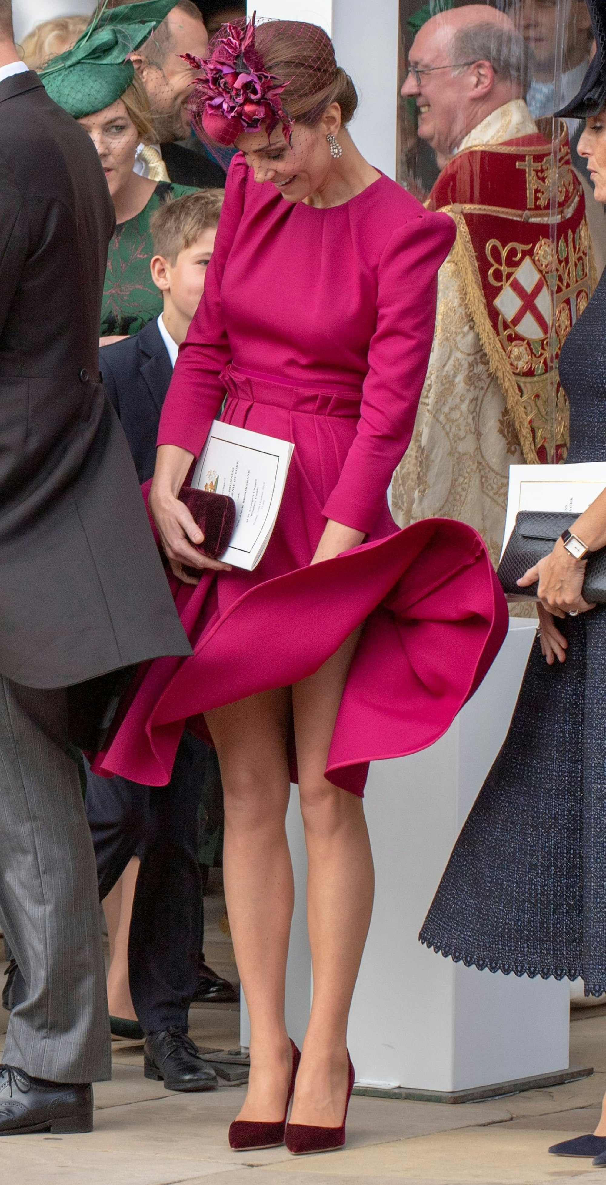 Catherine, Herzogin von Cambridge, besucht die Hochzeit von Prinzessin Eugenie von York und Jack Brooksbank in der St. George's Chapel am 12. Oktober 2018 in Windsor.
