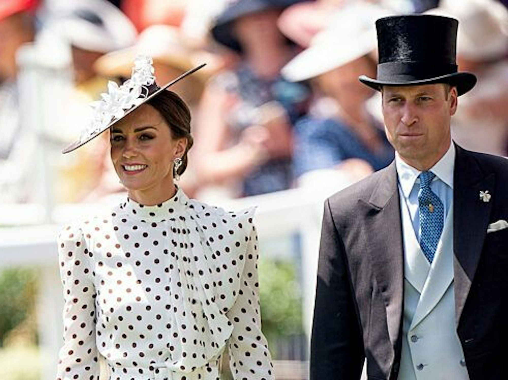 Prinz William, Herzog von Cambridge, und Kate, Herzogin von Cambridge, kommen am vierten Tag zu den Royal Ascot auf dem Ascot Racecourse.