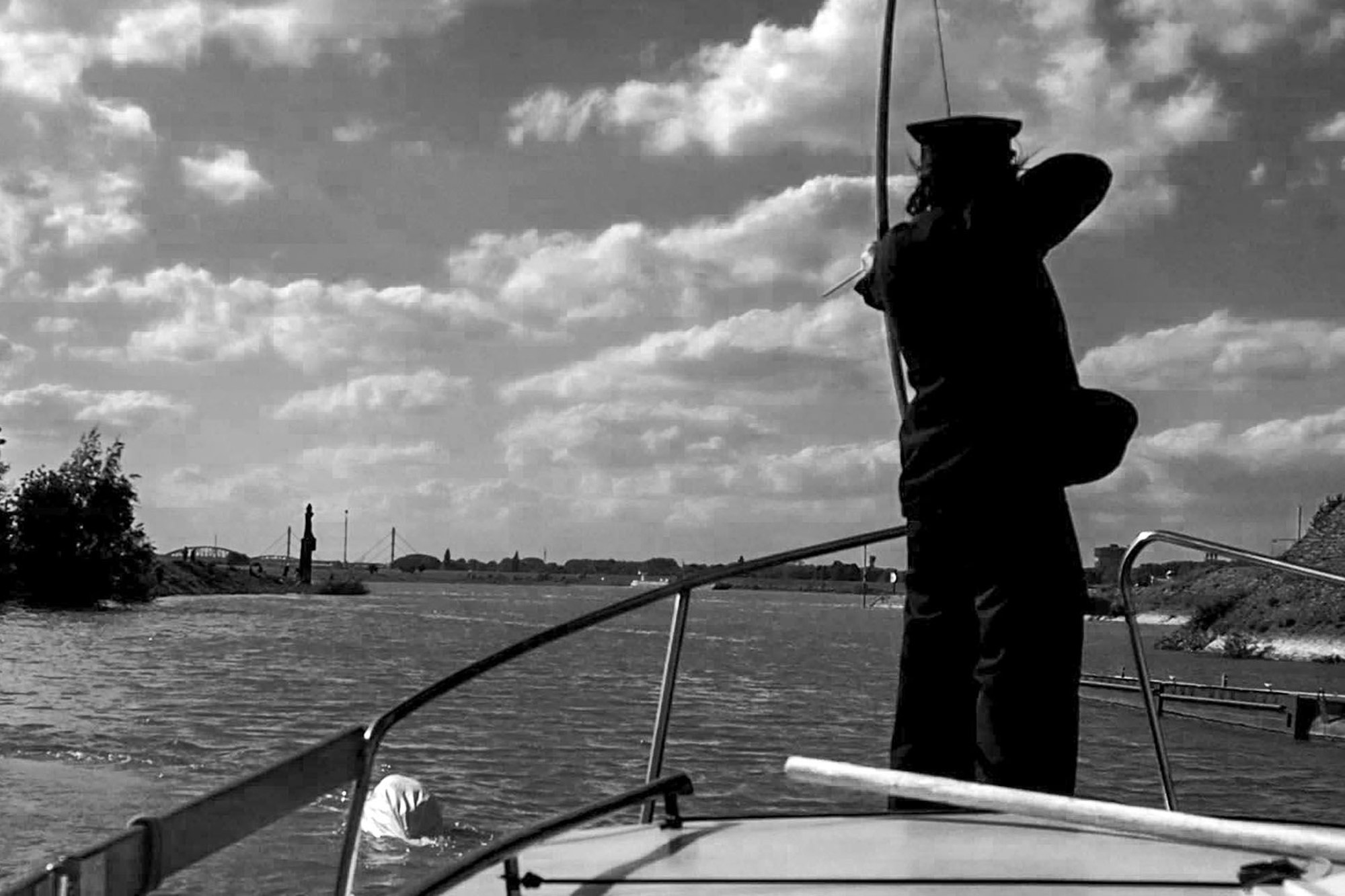 1966 tauchte ein Belugawal im Duisburger Hafen auf.