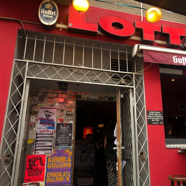 Der Eingang der Kölner Bar Lotta in der Südstadt.&nbsp;
