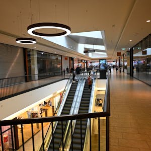 Blick in das Einkaufszentrum Forum in Gummersbach.