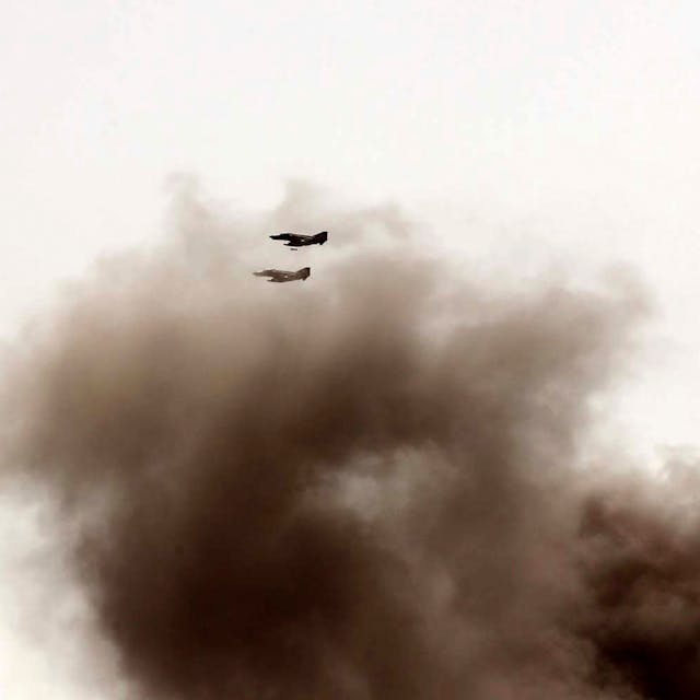 Die iranische Luftwaffe während eines Manövers.