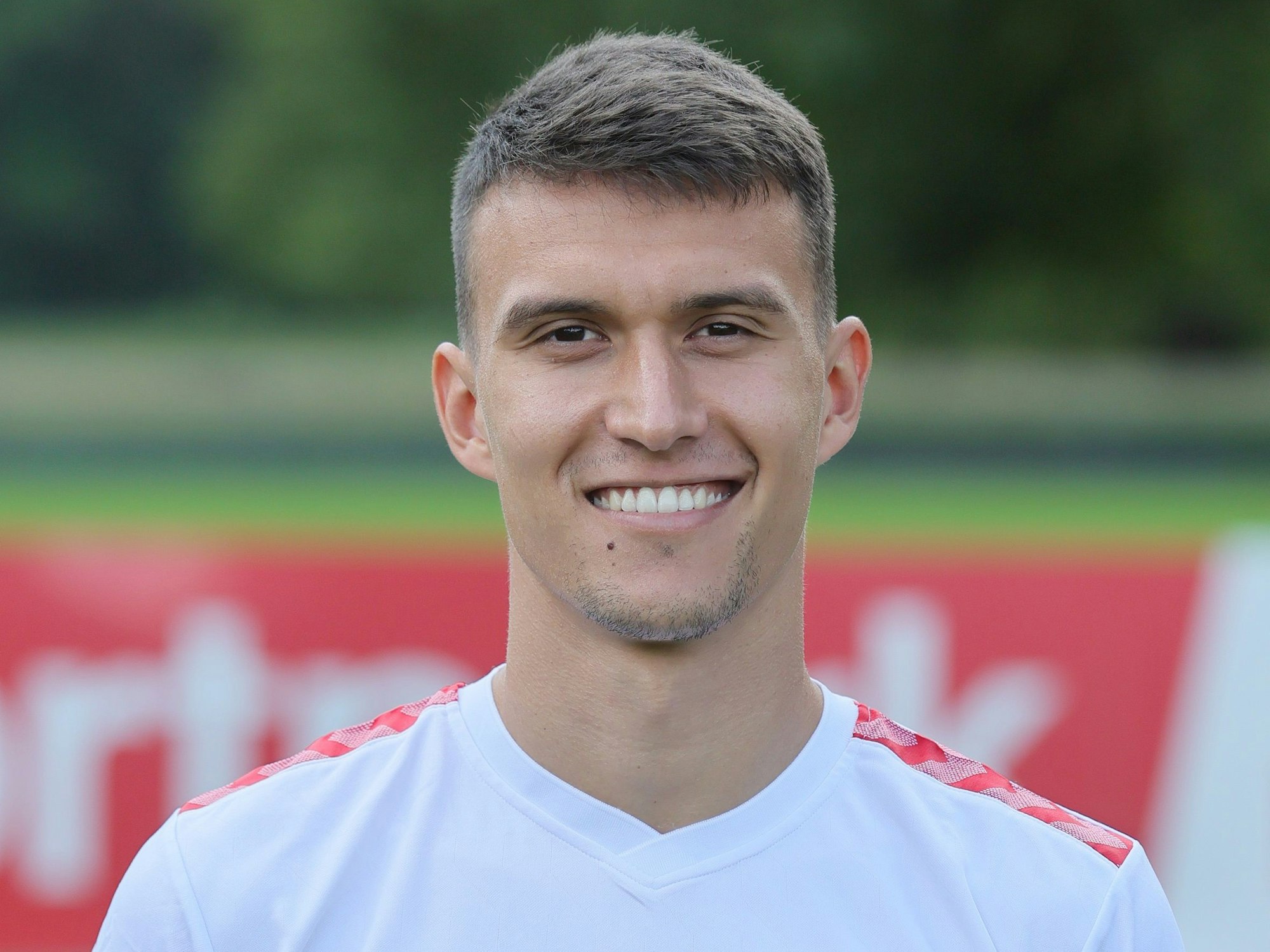 Dejan Ljubicic vom 1. FC Köln im Porträt.