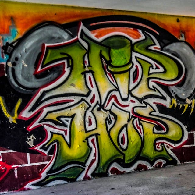 Ein Wandgemälde am Geburtsort des Hip Hop in den Sedgwick Houses in der Bronx zeigt ein Bild des Schöpfers des Genres DJ Kool Herc.
