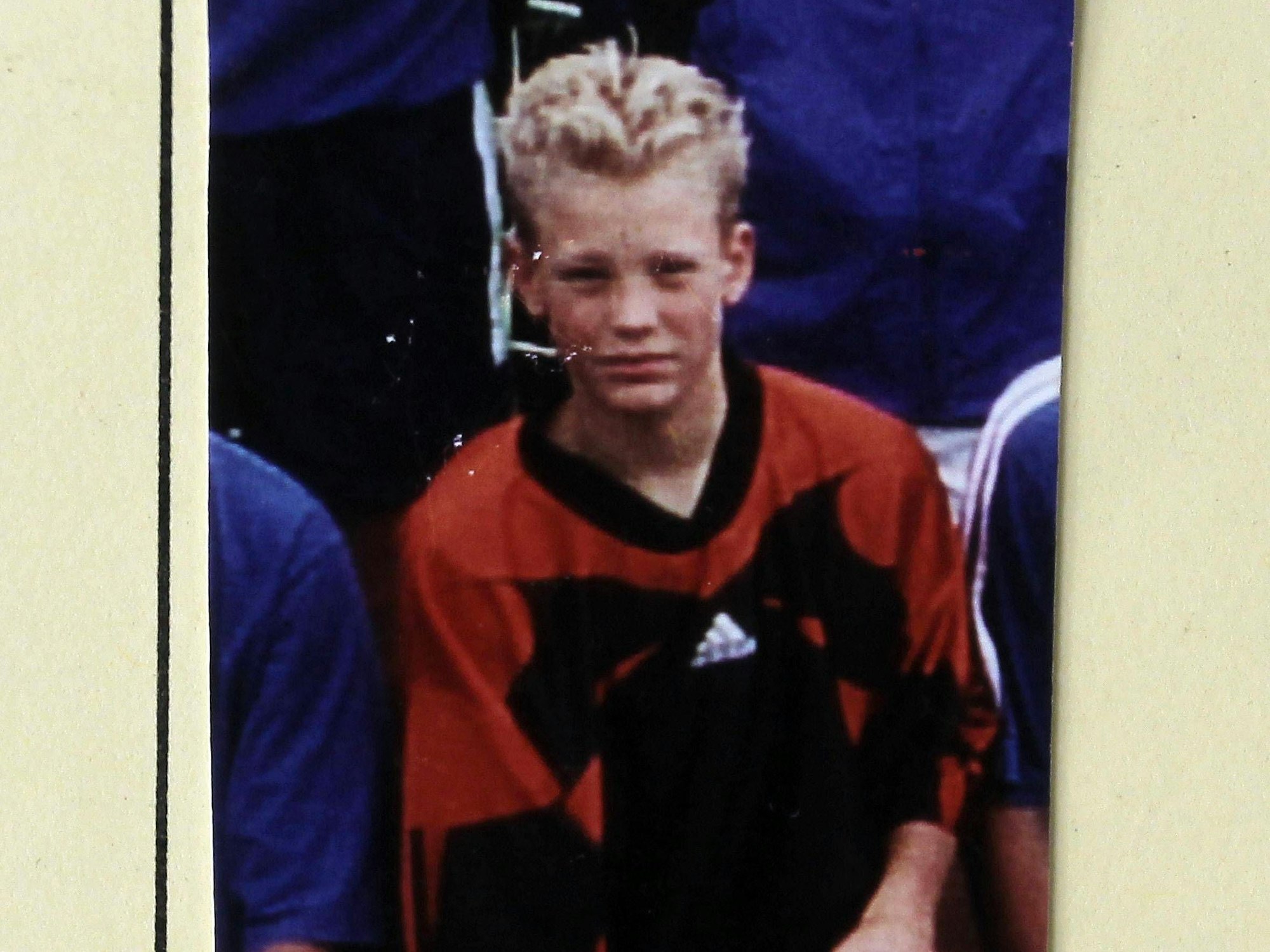 Manuel Neuer auf einem Mannschaftsfoto seiner Jugend-Mannschaft.