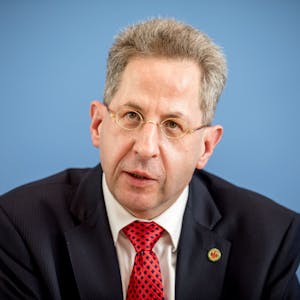 Der ehemalige Präsident des Bundesamtes für Verfassungsschutz Hans-Georg Maaßen will sich mit der Werteunion von der CDU abspalten. (Archivbild)