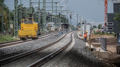 Gleisbauarbeiten nördlich Bahnhof leverkusen-Mitte. Foto: Ralf Krieger