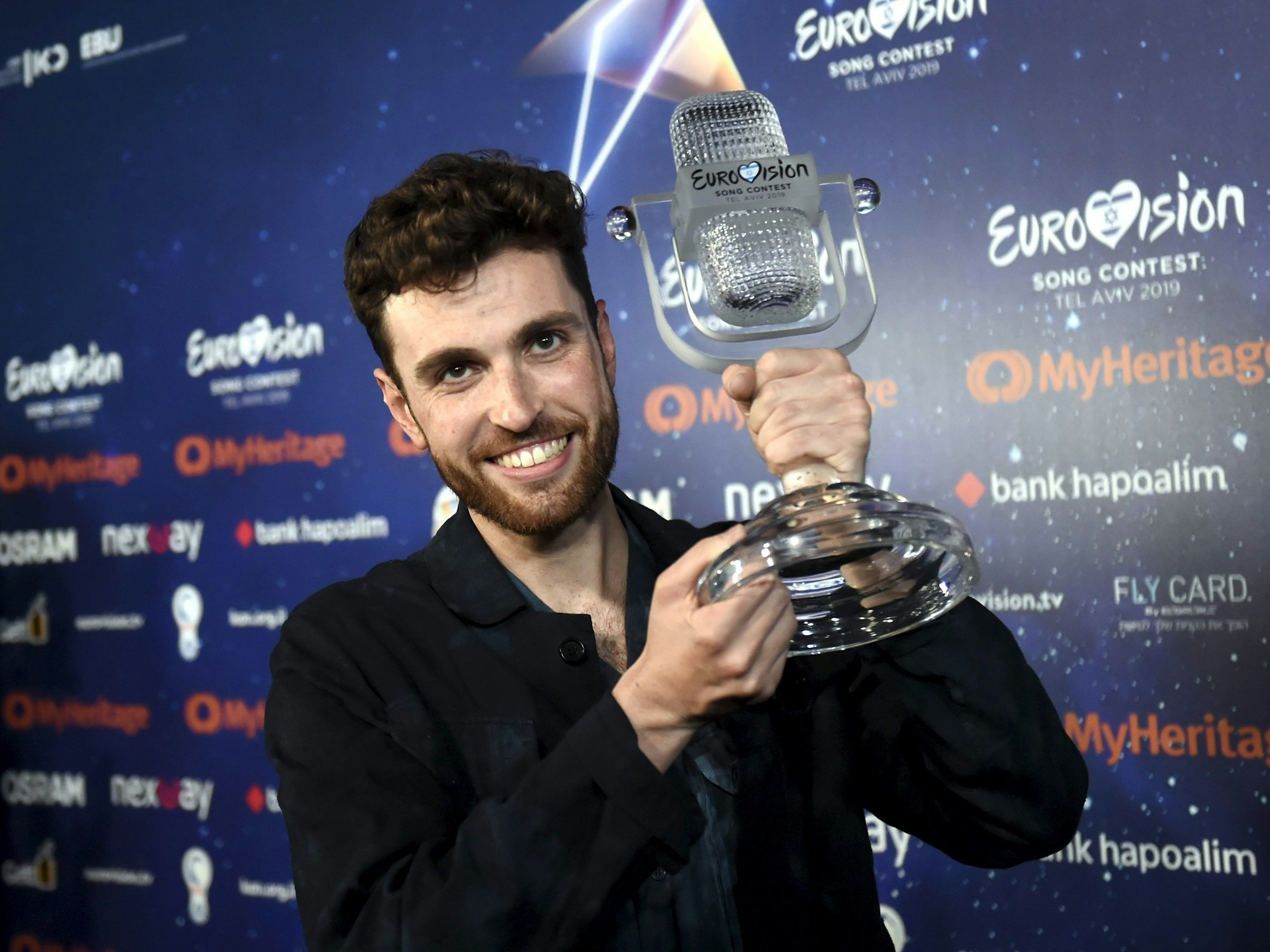 Duncan Laurence aus den Niederlanden, Gewinner des Eurovision Song Contest (ESC) 2019, gibt nach seinem Sieg eine Pressekonferenz. +++ dpa-Bildfunk +++