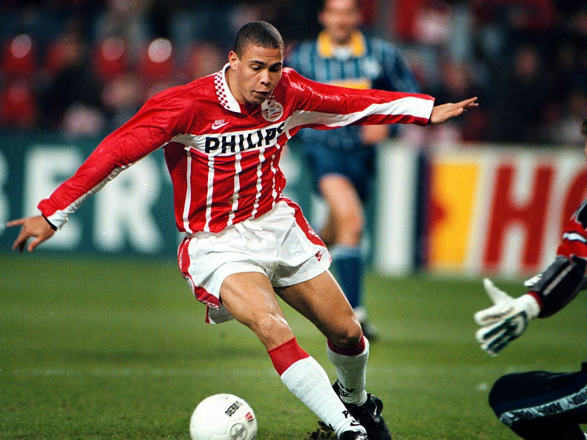 Ronaldo im Trikot von PSCV Eindhoven. 
