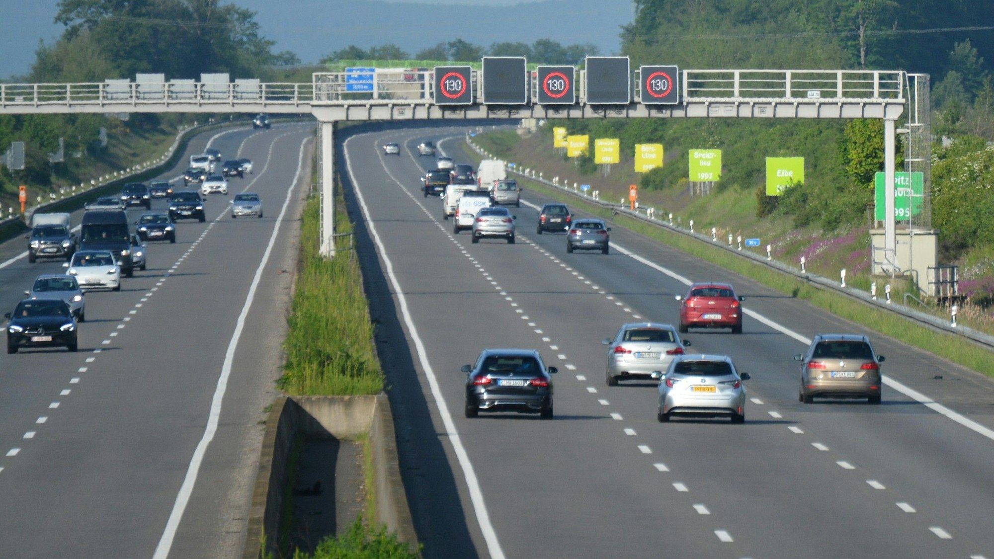 An mehreren Tagen können Autofahrer auf der A4 nur eine Fahrspur nutzen.