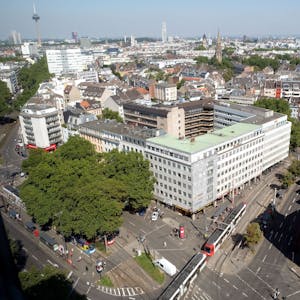 Blick auf den Kölner Barbarossaplatz