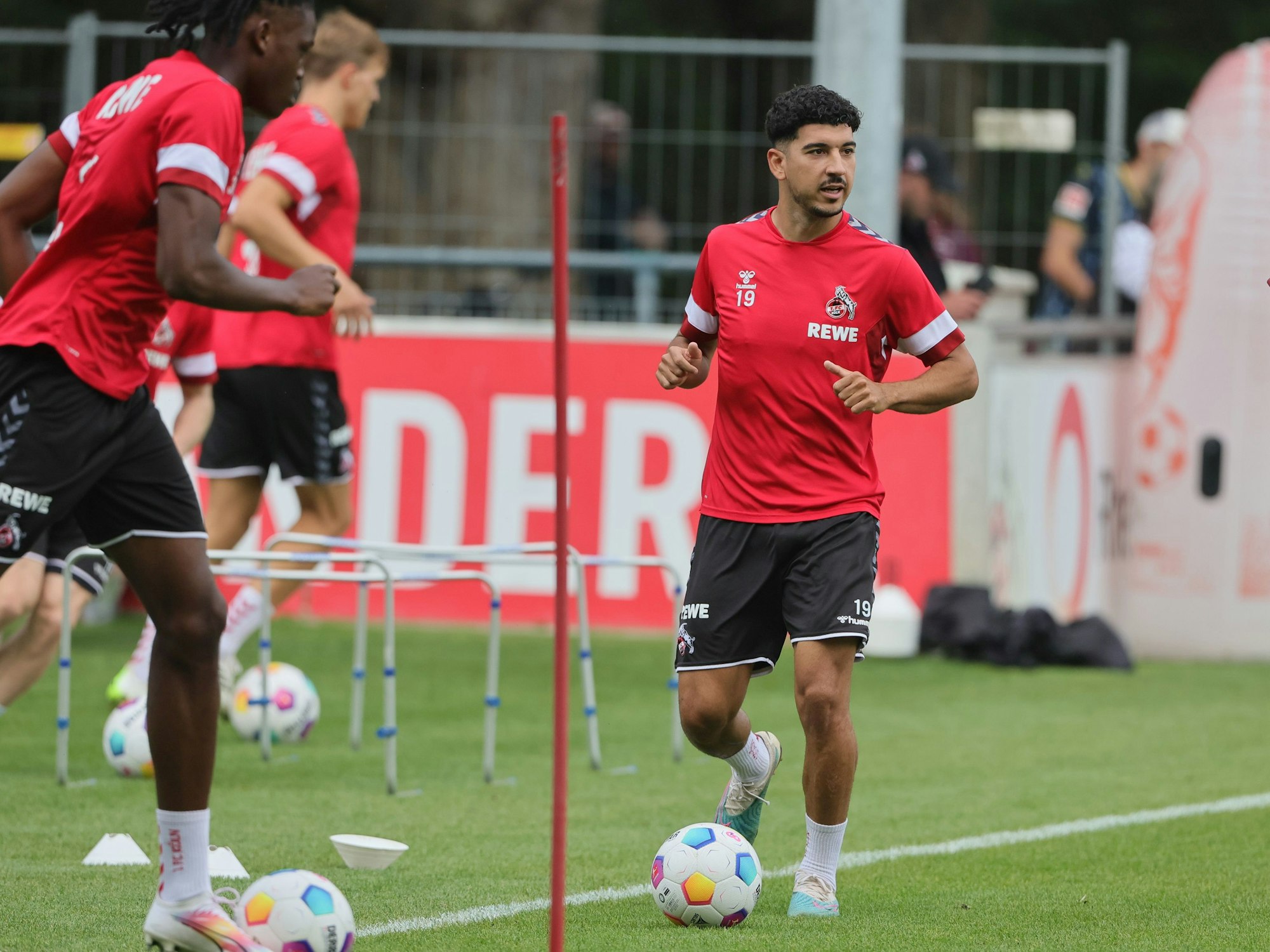 1. FC Köln, Training: Dimitris Limnios auf dem Platz
