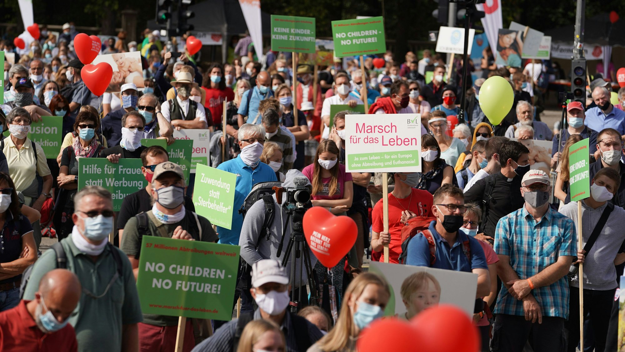 Der „Marsch für das Leben“ fand bislang ausschließlich in Berlin statt. In diesem Jahr wollen die Gegner von Schwangerschaftsabbrüchen zum ersten Mal in Köln demonstrieren.