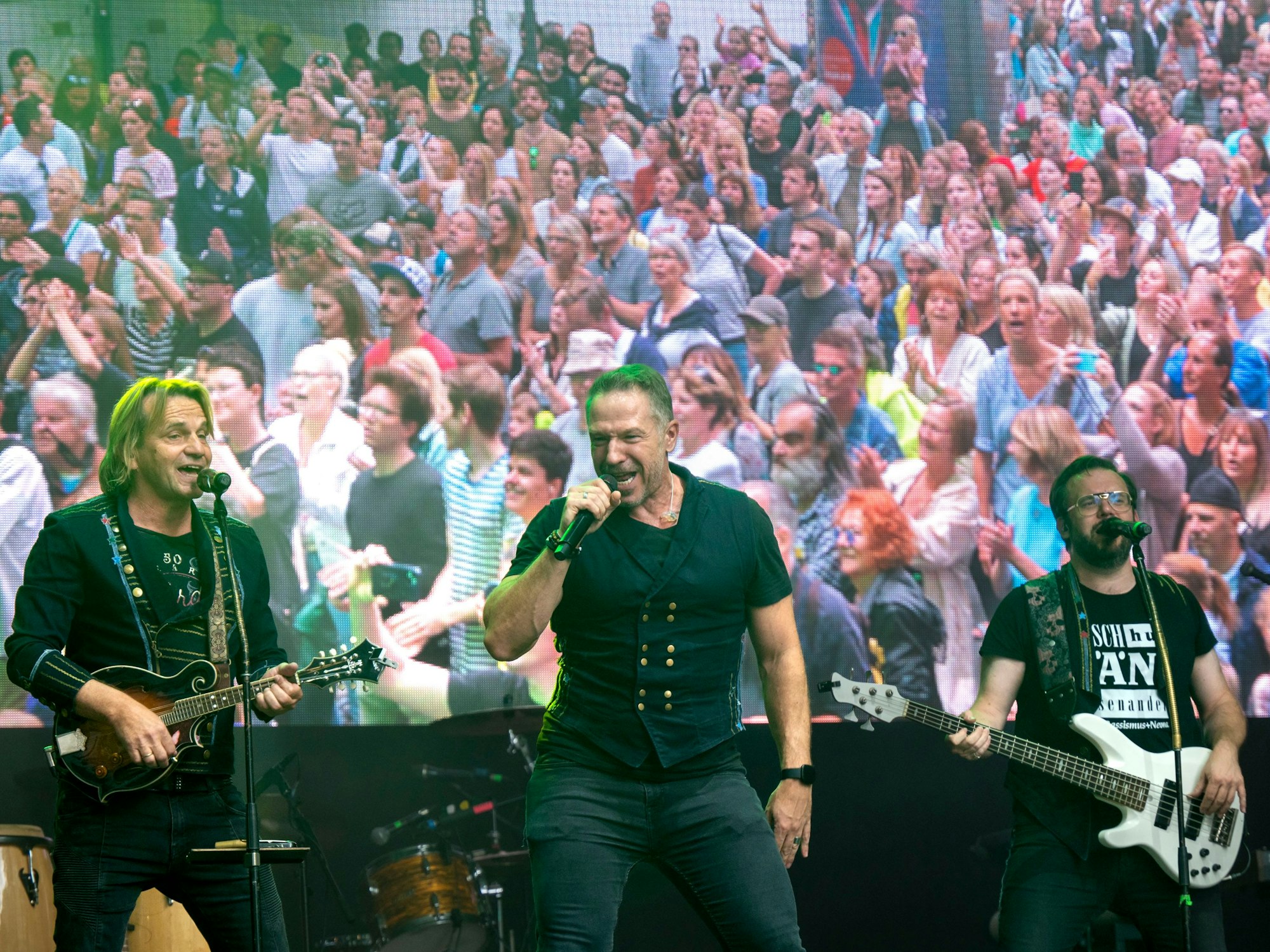 Die Höhner bei einem Konzert im Rahmen des Gamescom City-Festivals mit dem Motto „Arsch huh fürs Klima!“ am 27. August 2023.